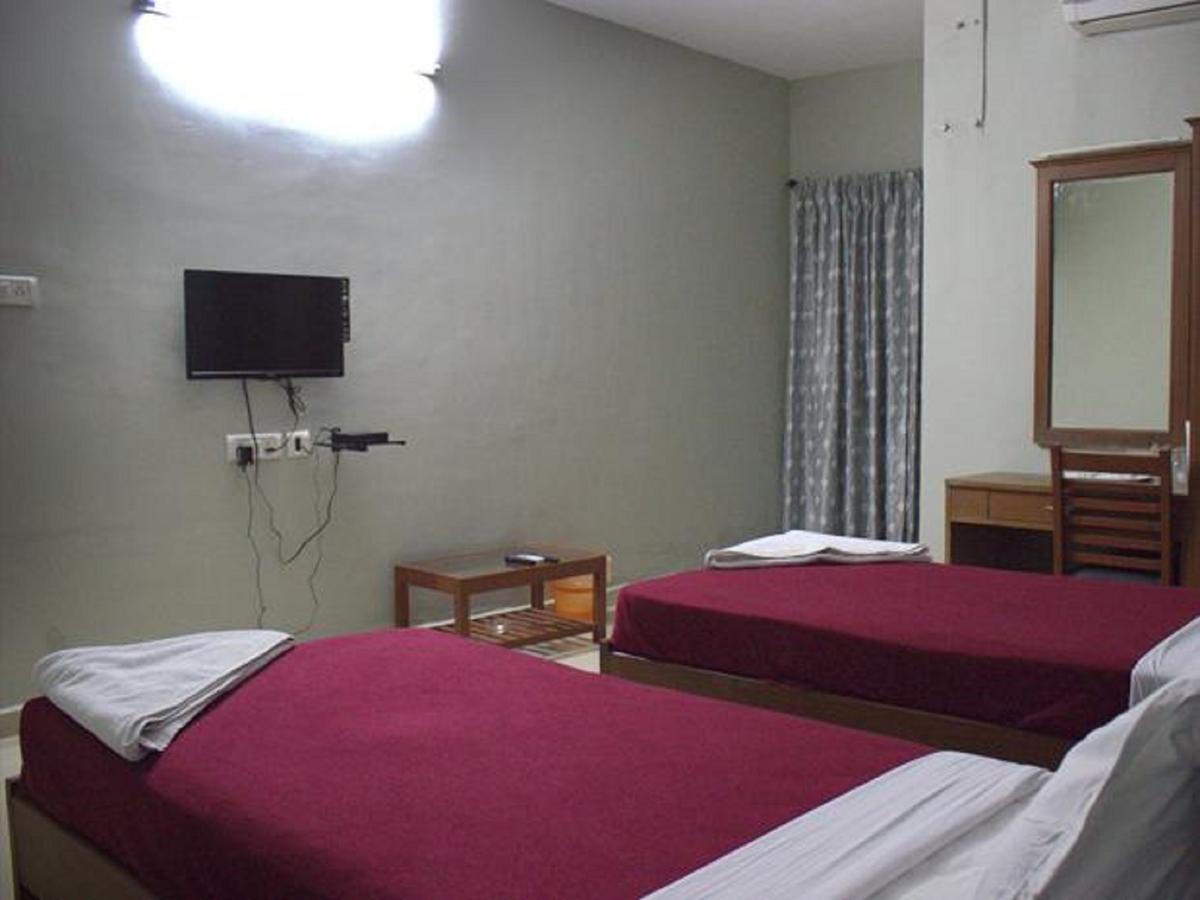 Sea Shell Park Hotel Chennai Exterior foto